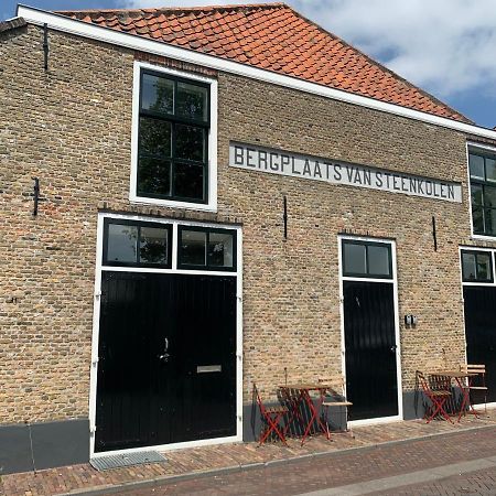 Pakhuis Aan De Haven - Bakboord Zierikzee Eksteriør billede
