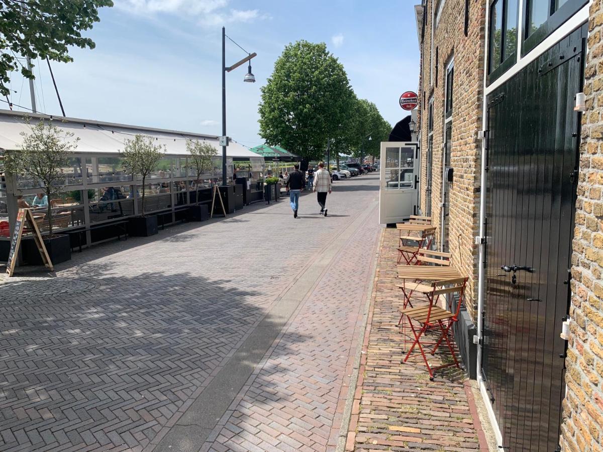 Pakhuis Aan De Haven - Bakboord Zierikzee Eksteriør billede